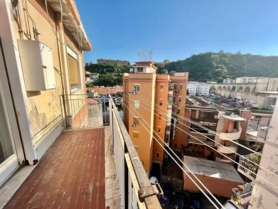 Immagine 1 di Appartamento in vendita  in via Santa Marta a Messina