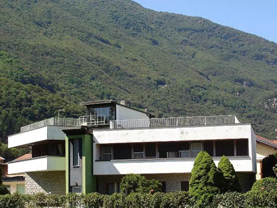 Immagine 1 di Villa in vendita  in Via Pietro Pedolazzi a Gravellona Toce