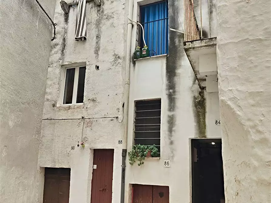 Immagine 1 di Casa indipendente in vendita  in Via terzi a Putignano