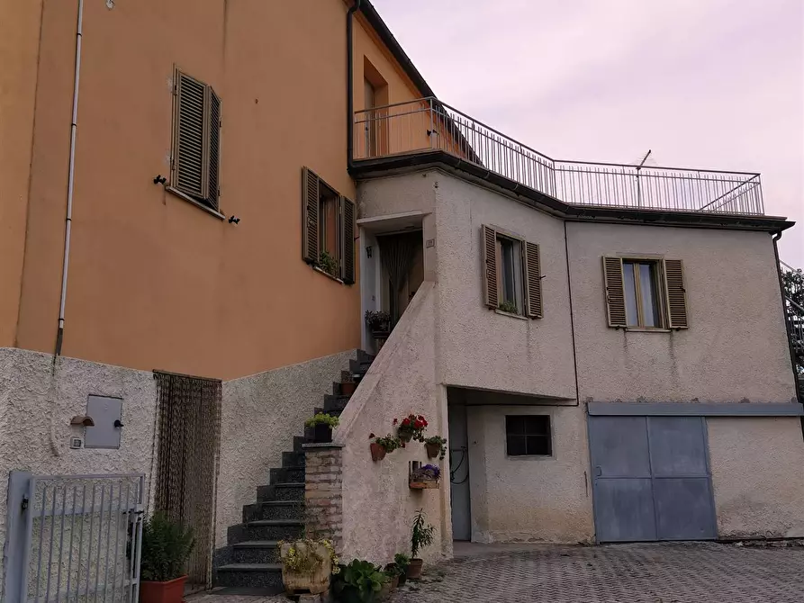 Immagine 1 di Casa indipendente in vendita  a Sassoferrato