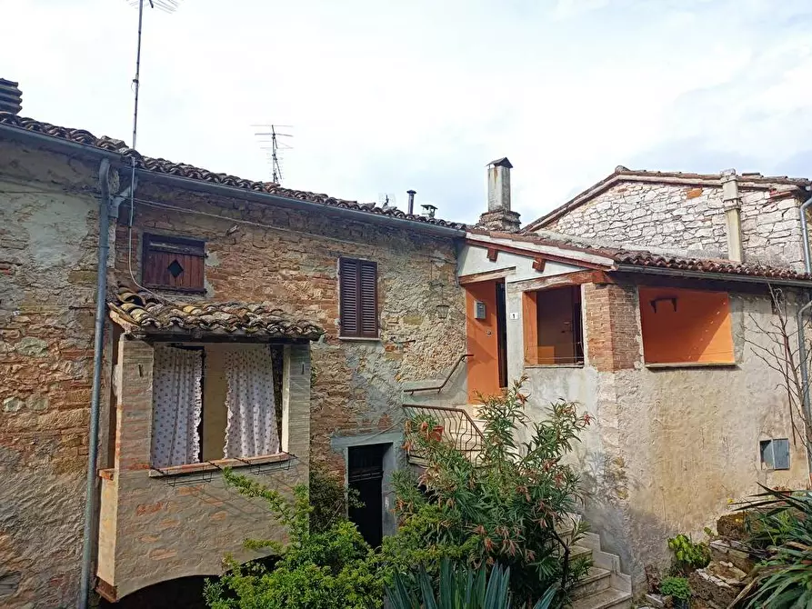 Immagine 1 di Casa indipendente in vendita  a Belforte Del Chienti