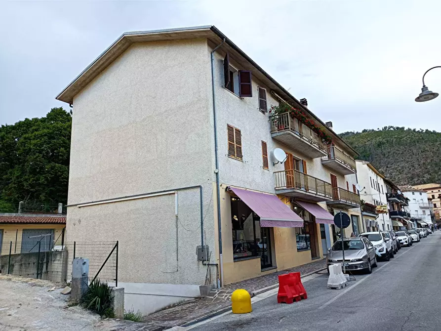 Immagine 1 di Appartamento in vendita  a Belforte Del Chienti
