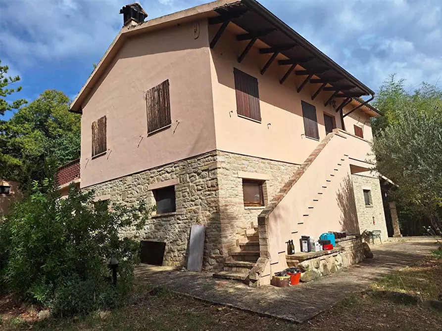 Immagine 1 di Rustico / casale in vendita  a Appignano