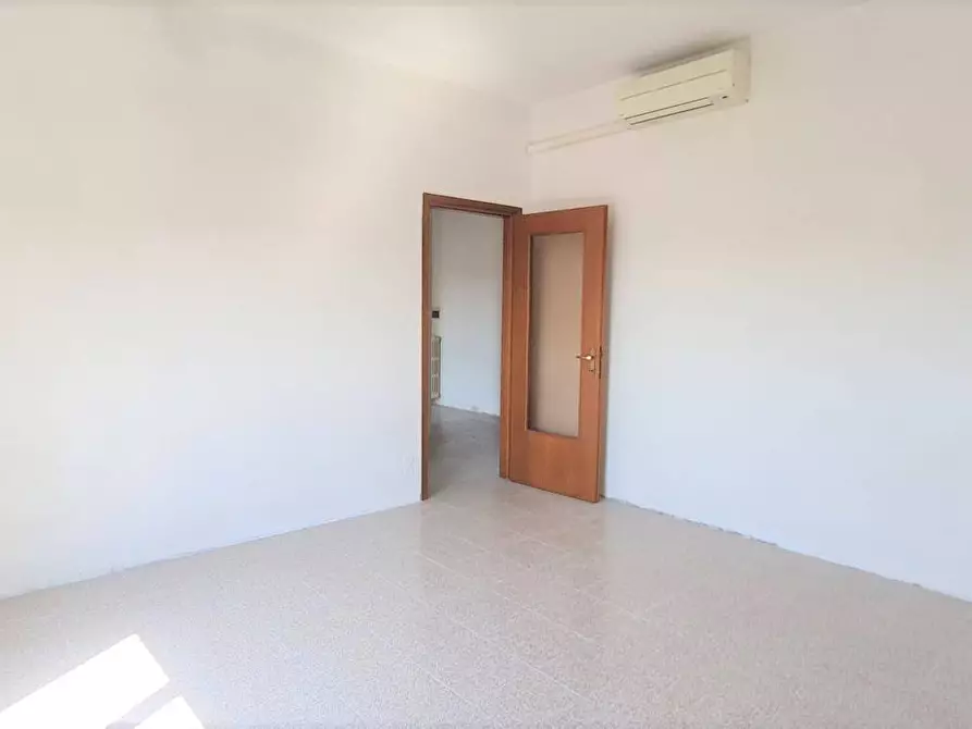 Immagine 1 di Appartamento in vendita  a Rodano