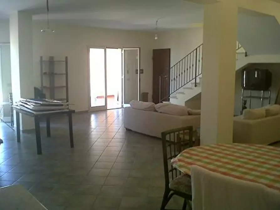 Immagine 1 di Villa in vendita  a Cefalu'