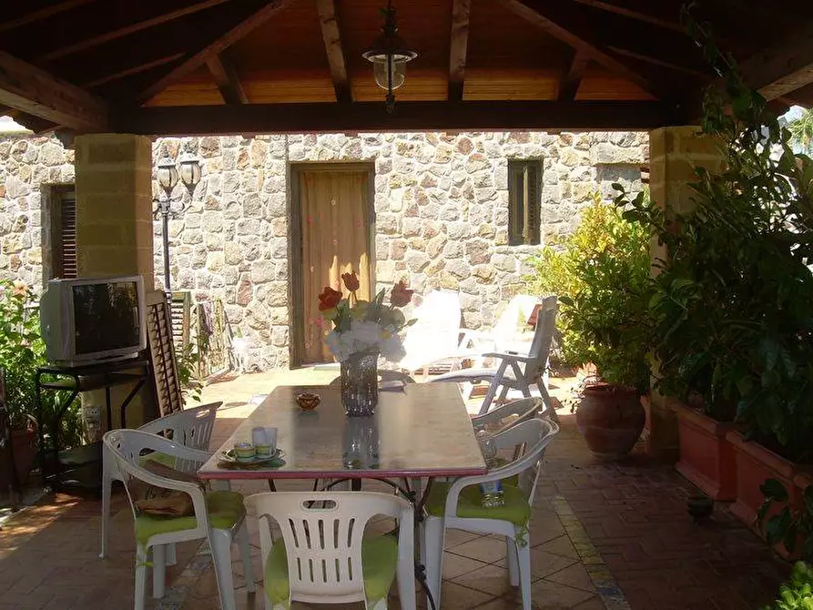 Immagine 1 di Villa in vendita  in contrada mazzaforno a Cefalu'