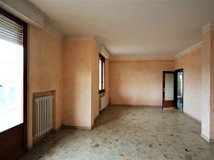 Immagine 1 di Appartamento in vendita  in VIA OSLAVIA a Chiusi