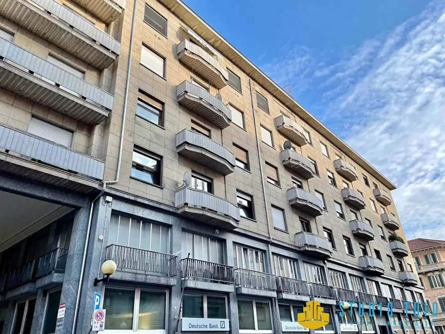 Immagine 1 di Appartamento in vendita  a Biella