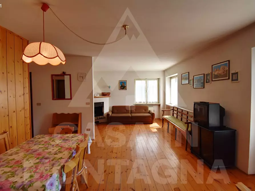 Immagine 1 di Appartamento in vendita  a Predazzo
