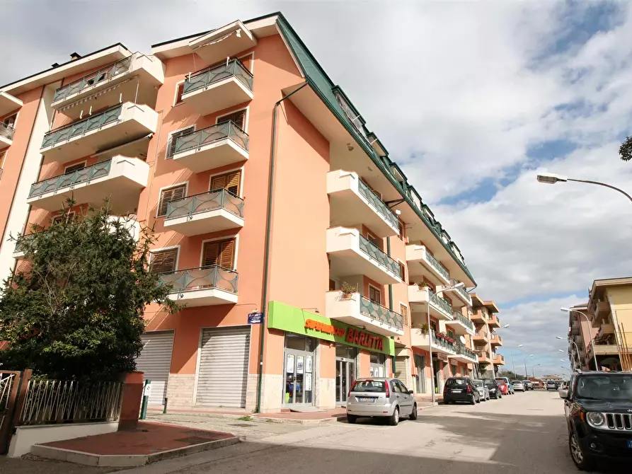 Immagine 1 di Appartamento in vendita  in viale spinelli a Calvi
