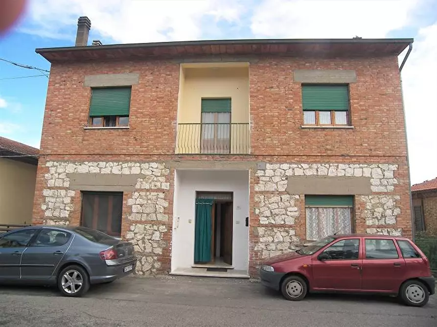 Immagine 1 di Casa indipendente in vendita  a Montepulciano