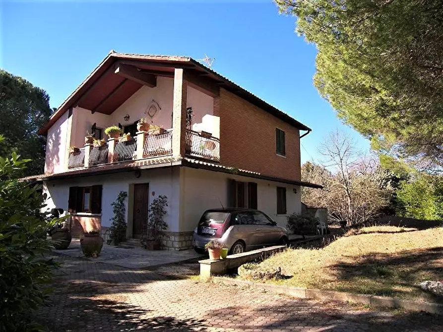 Immagine 1 di Villa in vendita  a Pienza