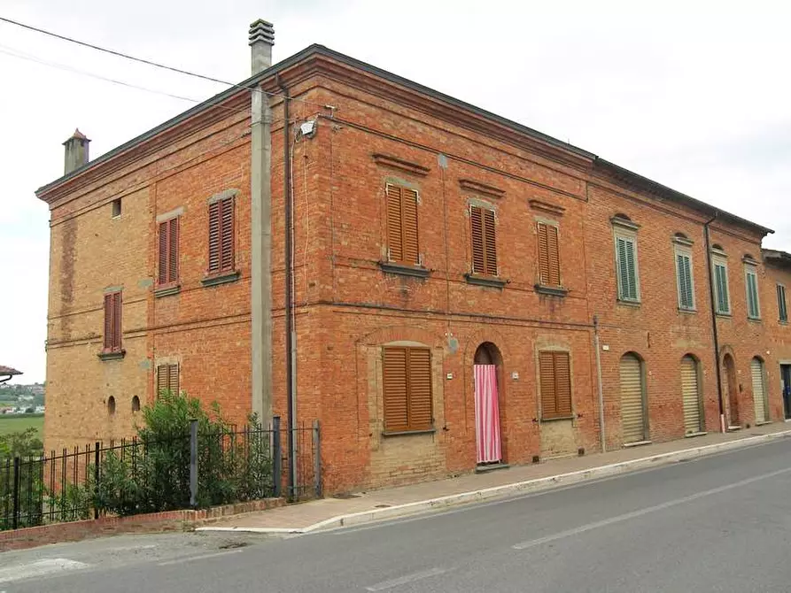 Immagine 1 di Villa in vendita  a Montepulciano