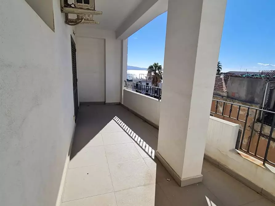 Immagine 1 di Appartamento in vendita  in Sant'Agata a Messina