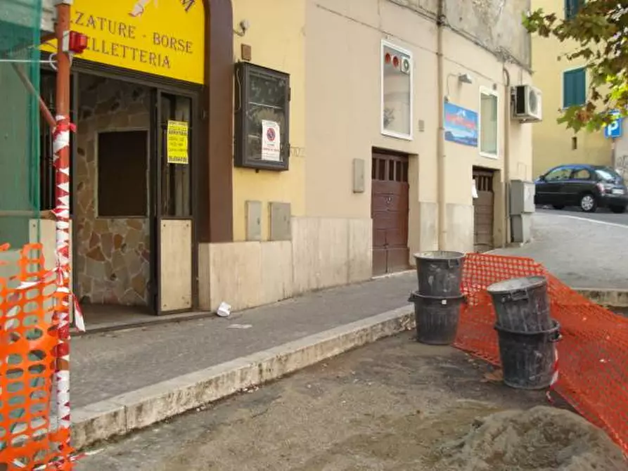 Immagine 1 di Negozio in affitto  in Via XXIV Maggio a Monterotondo