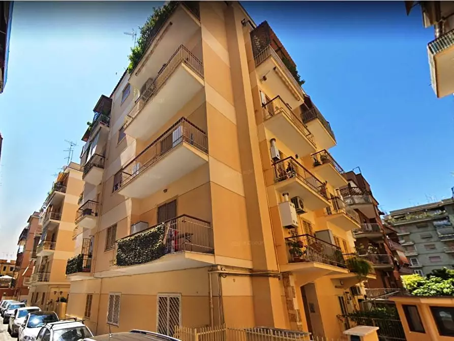 Immagine 1 di Appartamento in affitto  in Via Vincenzo Briganti a Roma