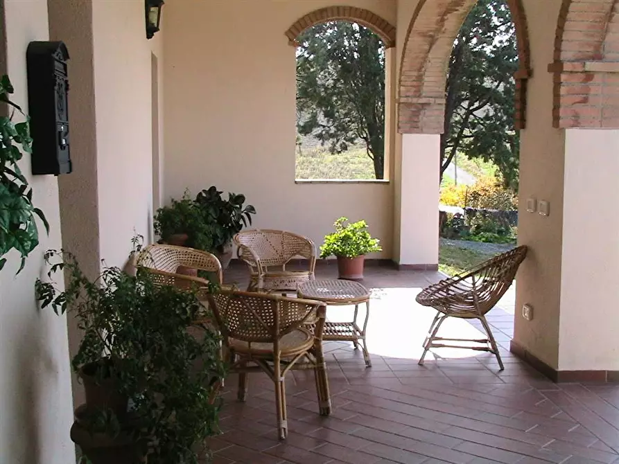 Immagine 1 di Azienda agricola in vendita  a Castel Del Piano