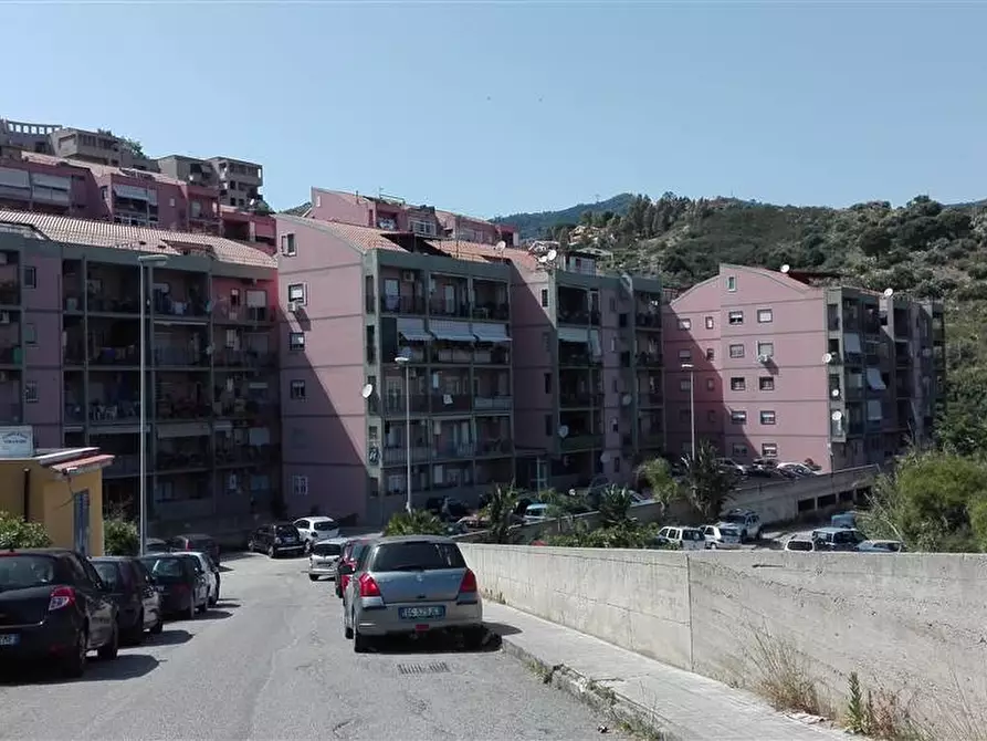 Immagine 1 di Loft/Open space in vendita  in via tremonti a Messina