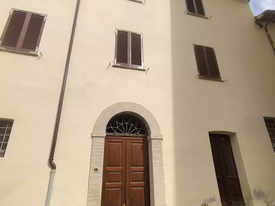 Immagine 1 di Casa indipendente in vendita  a Foligno