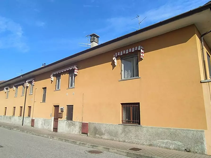 Immagine 1 di Appartamento in vendita  in via Lago a Borghetto Lodigiano