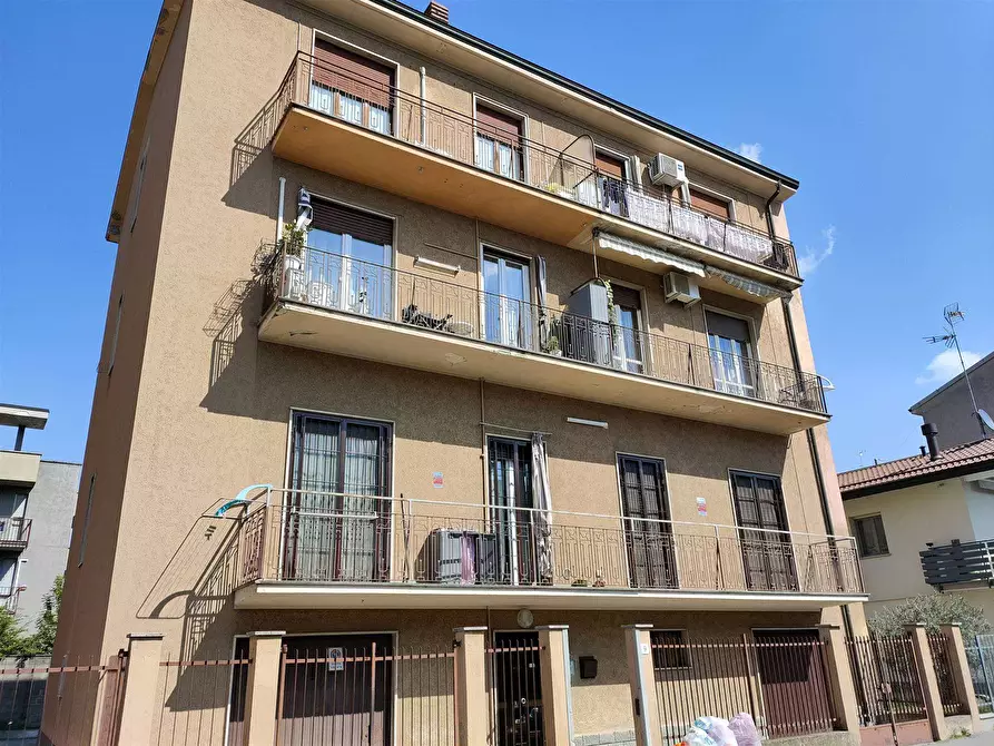 Immagine 1 di Appartamento in vendita  in via Frà Simonetto a Lodi