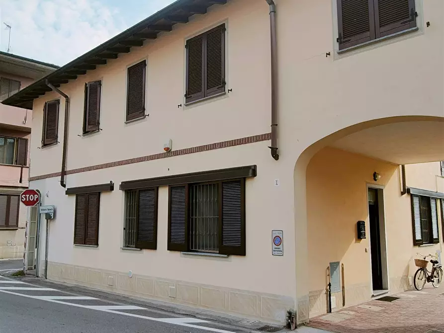 Immagine 1 di Appartamento in vendita  in via Vittorio Veneto a Brembio