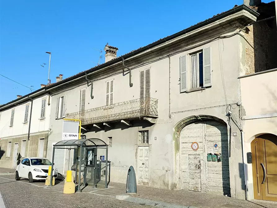 Immagine 1 di Palazzo in vendita  in piazza Vittorio Emanuele a Borghetto Lodigiano
