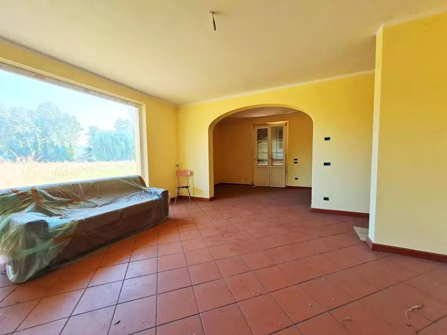 Immagine 1 di Villa in vendita  in via pesciatina a Capannori