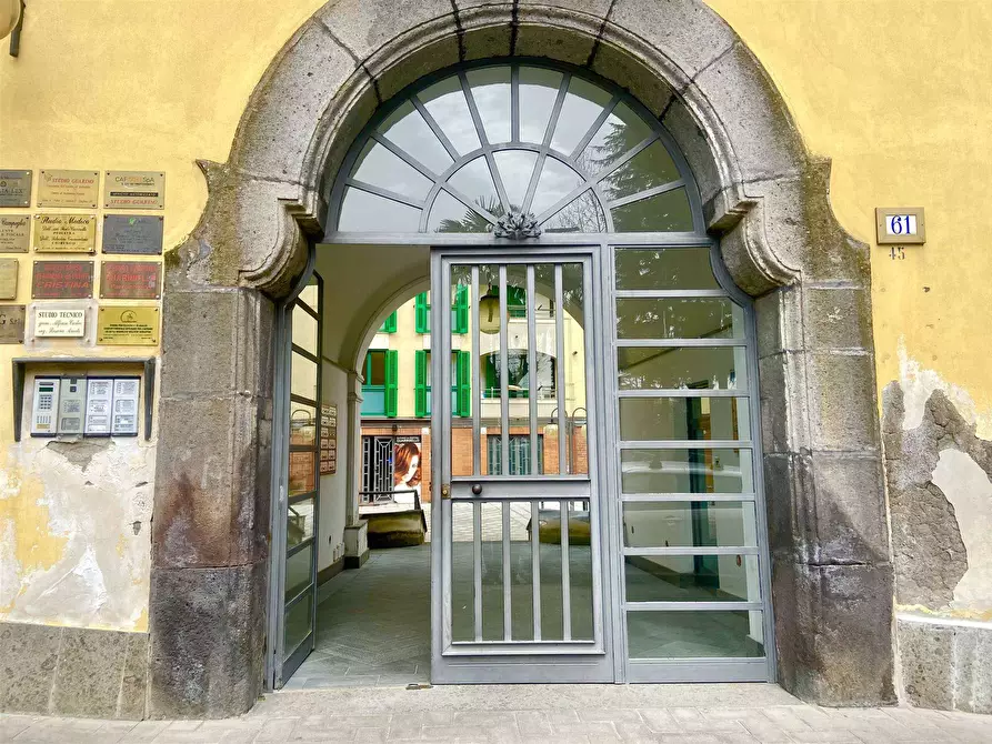 Immagine 1 di Ufficio in vendita  in viale crispi a Cava De' Tirreni