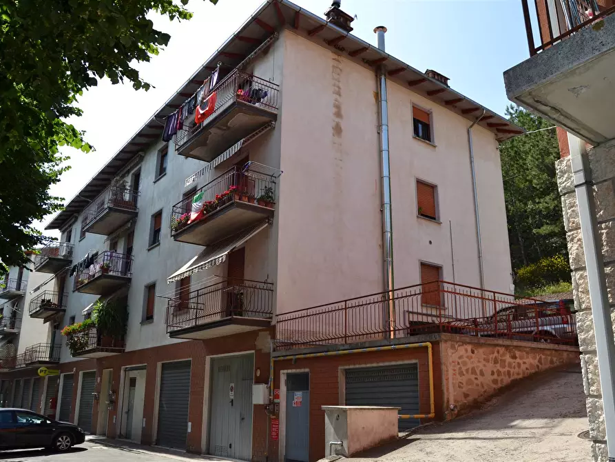 Immagine 1 di Appartamento in vendita  in via roma a Castel Di Casio