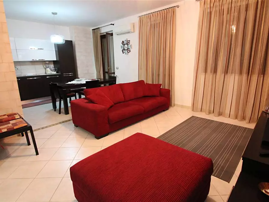 Immagine 1 di Appartamento in vendita  in VIA AGNONE a Lentini