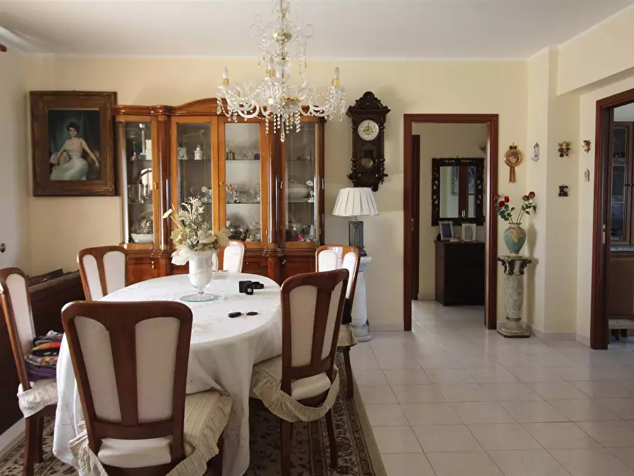 Immagine 1 di Appartamento in vendita  in VIA RUSSEL a Lentini