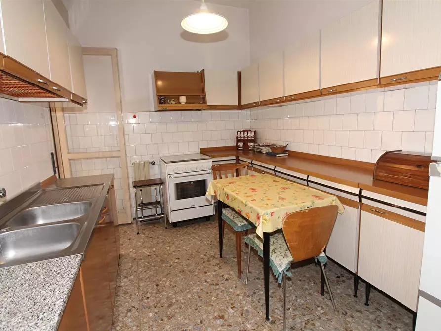 Immagine 1 di Appartamento in vendita  in VIA ZENONE a Lentini