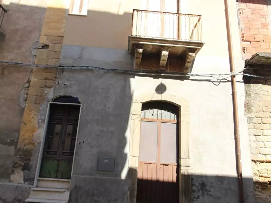 Immagine 1 di Casa indipendente in vendita  in VIA NICCOLINI a Lentini