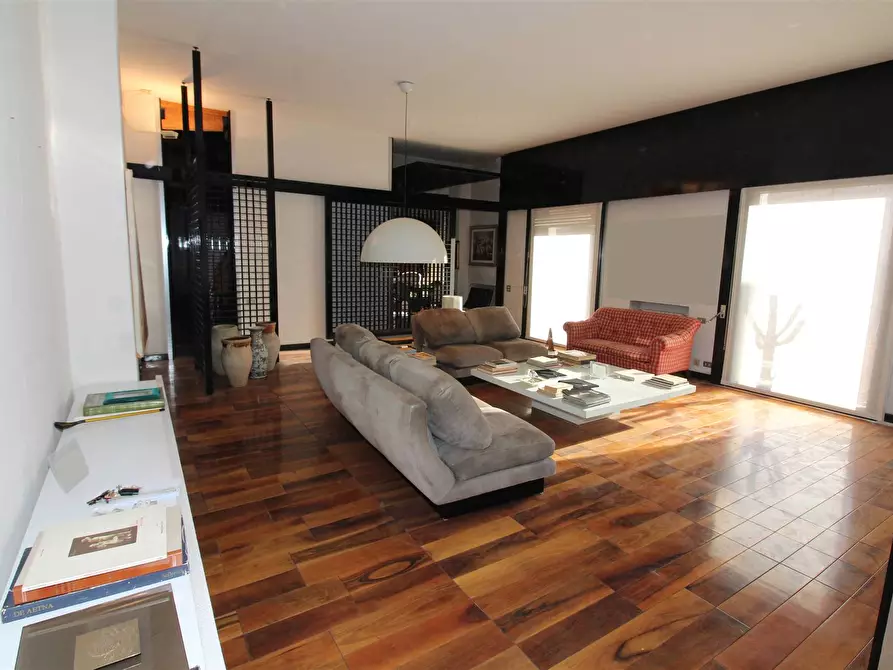 Immagine 1 di Appartamento in vendita  in VIA MAZARA a Lentini