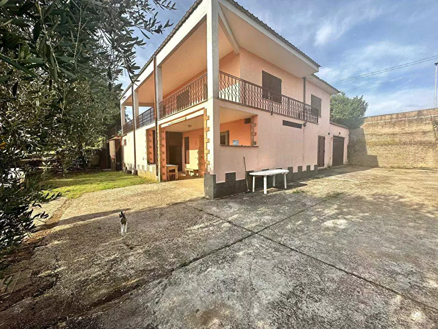 Immagine 1 di Villa in vendita  a Fiano Romano