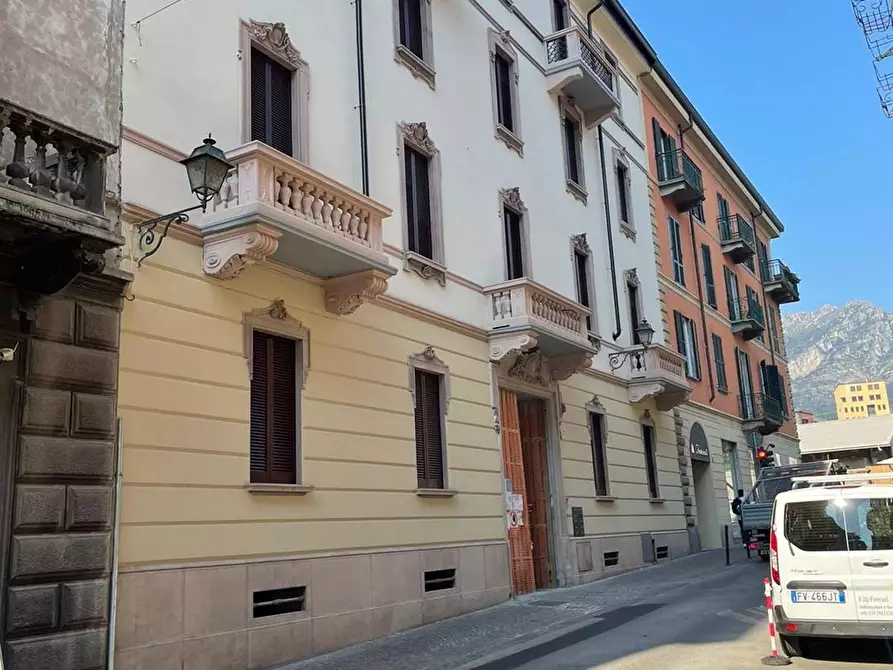 Immagine 1 di Appartamento in affitto  in Via carlo cattaneo a Lecco