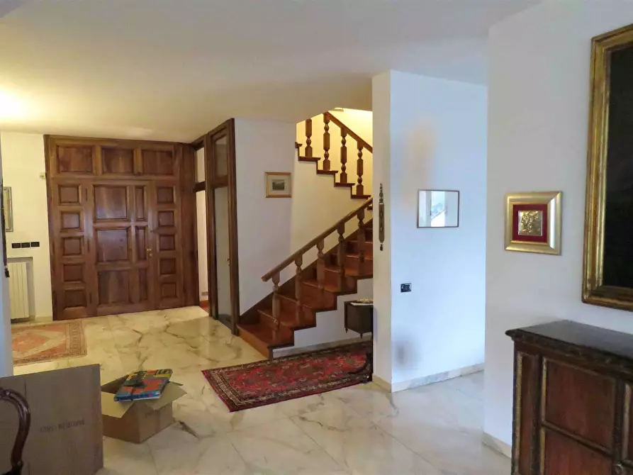 Immagine 1 di Villa in vendita  a Pratovecchio Stia