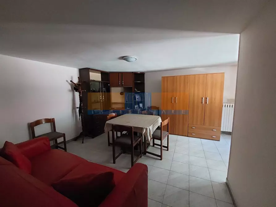Immagine 1 di Appartamento in vendita  a Modugno
