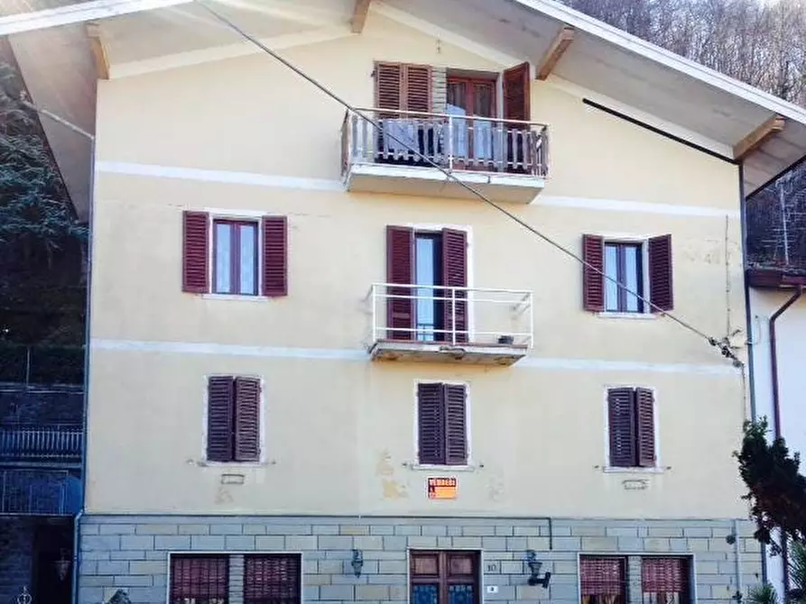 Immagine 1 di Appartamento in vendita  in Via Manfredi a Castiglione Dei Pepoli