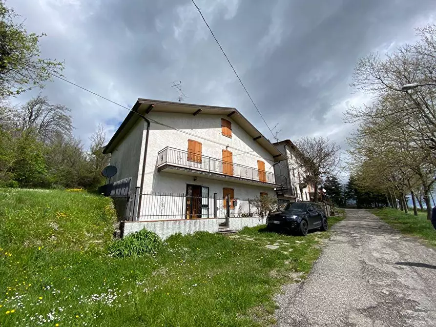 Immagine 1 di Villa in vendita  in Via molino mogne a Camugnano