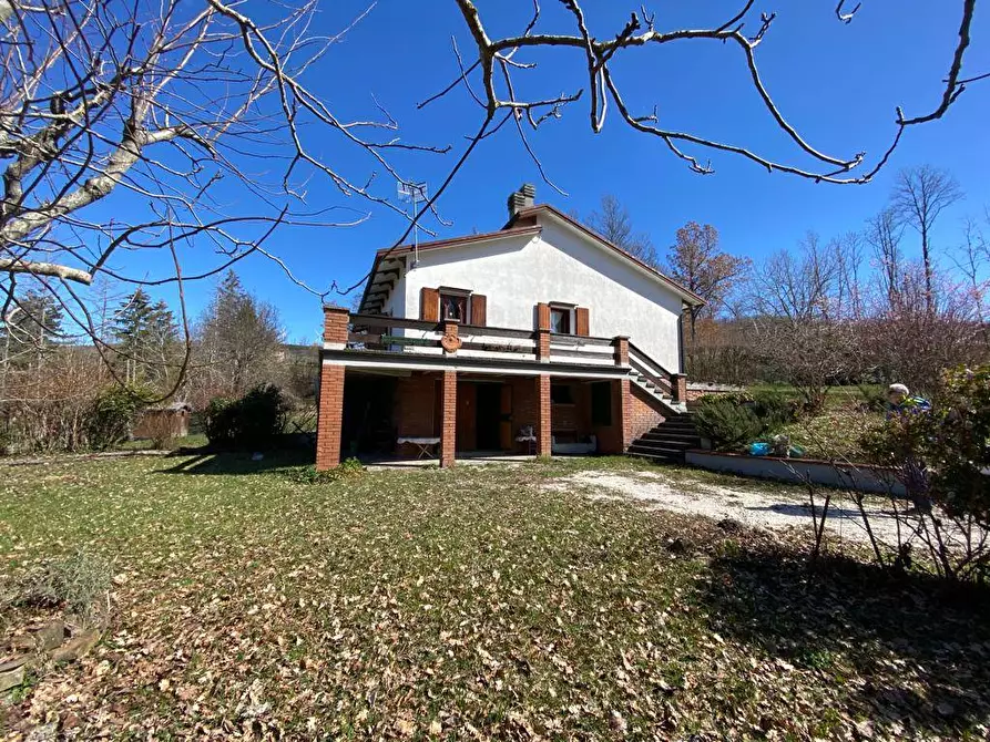 Immagine 1 di Villa in vendita  in via della collina a San Benedetto Val Di Sambro