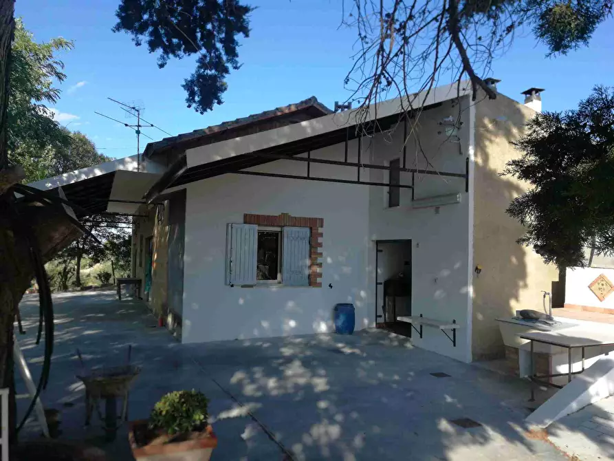 Immagine 1 di Villa in vendita  in C.DA PALO a San Cataldo