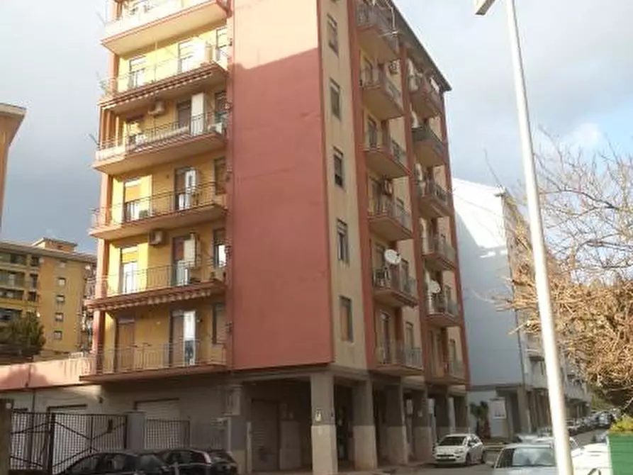 Immagine 1 di Appartamento in vendita  in VIA FEDERICO DE ROBERTO a Caltanissetta