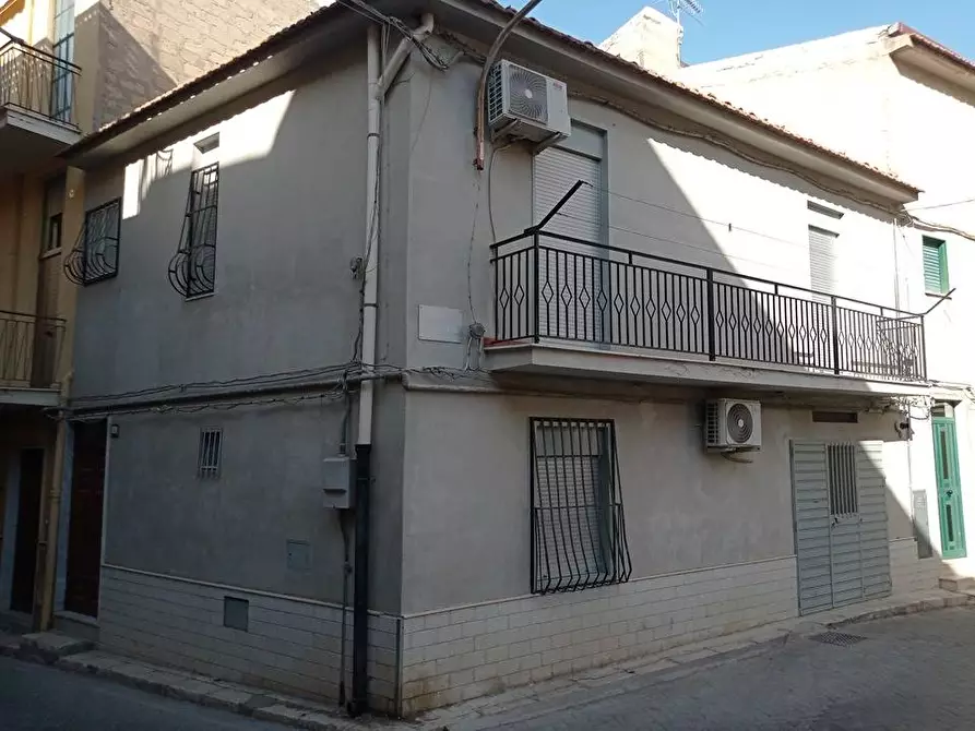 Immagine 1 di Casa indipendente in vendita  in VIA BALDI a San Cataldo