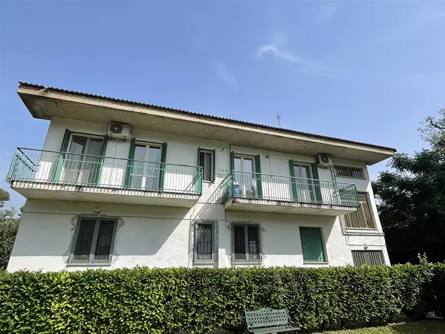 Immagine 1 di Appartamento in vendita  in Via Sandro Pertini a Calvanico
