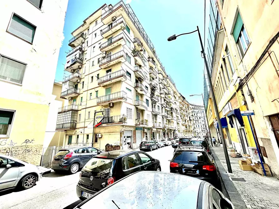 Immagine 1 di Negozio in affitto  in Via San Giovanni Bosco a Salerno