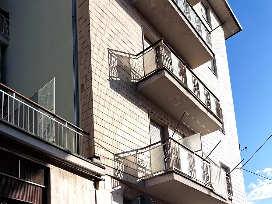 Immagine 1 di Appartamento in vendita  a Acqui Terme