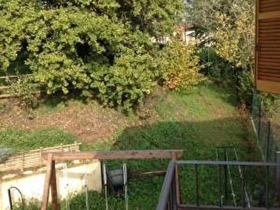 Immagine 1 di Villa in vendita  a Chiusi