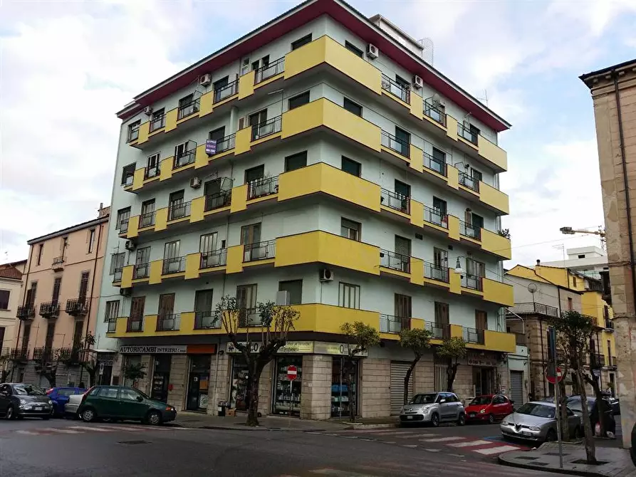 Immagine 1 di Appartamento in vendita  in Via Sabotino a Cosenza